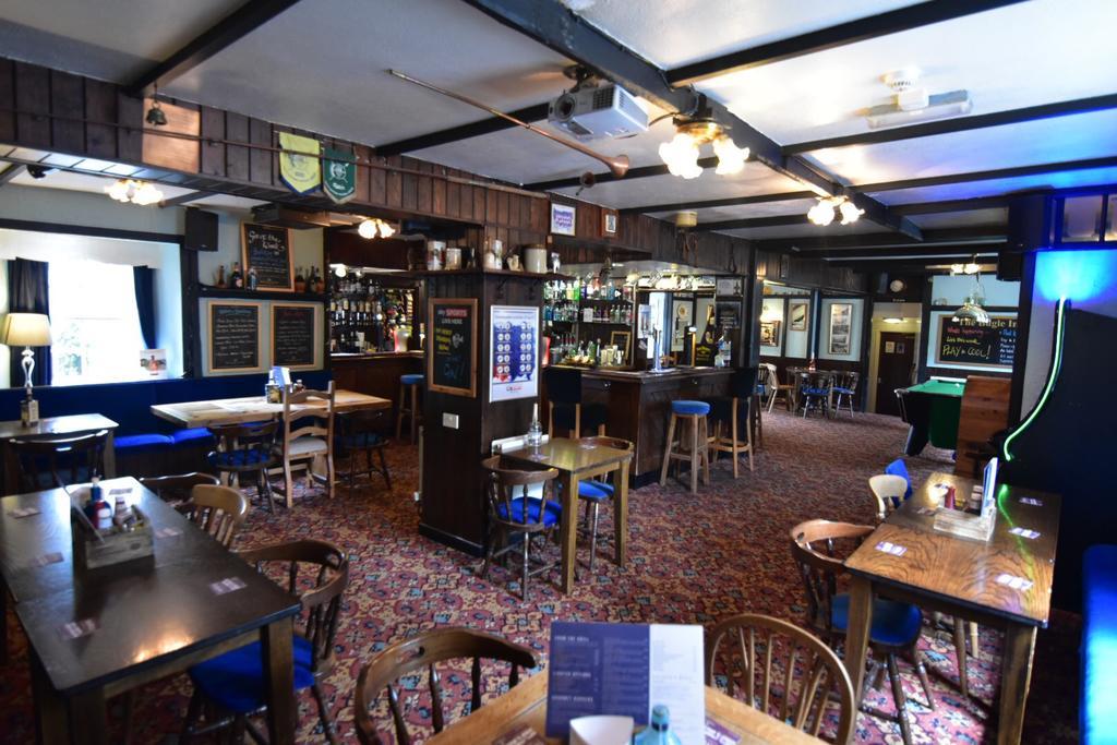 The Bugle Inn Экстерьер фото